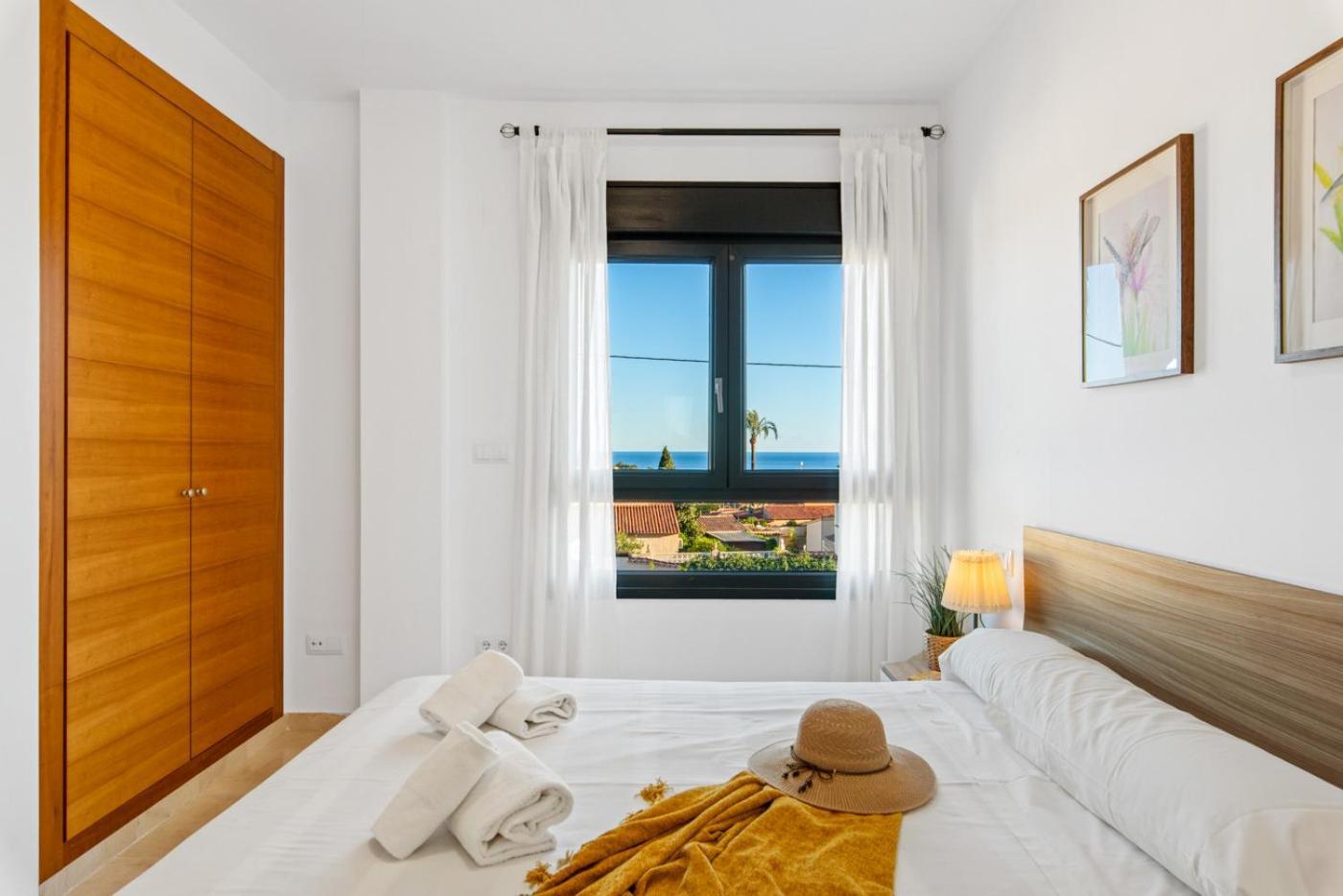 Bungalow Candela - Plusholidays Villa กัลเป ภายนอก รูปภาพ